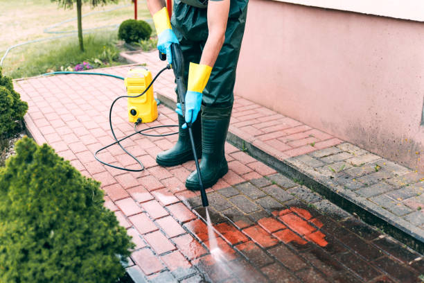 Why Choose Our Certified Pressure Washing Experts for Your Project Needs in Hereford, TX?